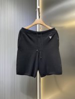 Prada 顶级复刻 经典刺绣抽绳短裤 正品3239购入 40支高奢精疏棉纱 斜纹风衣料 采用德国斯托尔14针 进口刺绣 毛料酵洗 定制1：1吊钟 定制1：1商