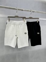 Gucc*古-齐联名款-25S潮牌五分短裤.超高品”新款运动套装.男女同款！休闲运动风格.经典大牌新推系列将条纹织带巧妙融入运动装设计，塑就一系列充满复古风情的