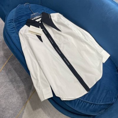 alexanderwan*新款，高街时髦单品！不规则剪裁落肩大衬衫！门禁领子印花Logo，定制原版面料质感超赞！宽松版型帅气又拉风！袖子立体菱形撞色包边条 做工