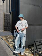 25Ss Moncler新款圆领短袖T恤 选用330克双纱平织棉面料打造 热转印工艺+袖口下摆品牌标识点缀 螺纹针织领口 男女同款 码数 S-2Xl 颜色 黑