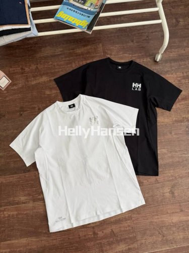 共P120 颜色 黑色 白色 尺码M到3Xl helly Hansen最牛X的户外速干T恤！ 逆天工艺设计！线上700 压胶工艺袖子整片式剪裁设计后背网布拼接散