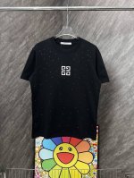 款号 G53 纪梵希满印烫钻烧花小标圆领短袖 givenchy 官网Zp同步新款T恤 面料采用32支双纱280克高克重纯棉面料 同缸定织定染原版同色螺纹 进口机