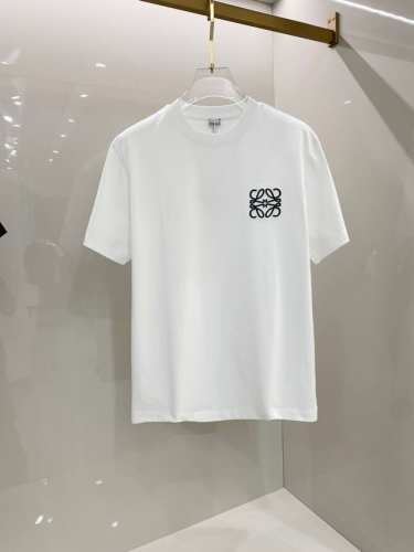 罗意威 2025早春新款男女同款短袖T恤，！定制专属纯棉面料，定制原版工艺螺纹，胸前重工字母Logo工艺设计！简约大方，从容百搭，档次极高，完美融入时尚还有风情