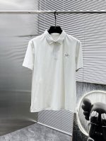 始祖鸟 2025S夏季新款 翻领短袖T恤 Polo衫，高端版本！专柜定制面料 透气舒适度高，细节无可挑剔，品牌元素设计理念，体现高品质。手感细腻柔软！呈现休闲裁