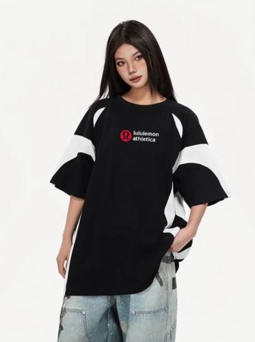 新款Lululemon 露露插肩撞色拼接Ins 领口螺纹针织情侣同款宽松落肩短袖T恤 面料: 300G重磅纯棉新疆长绒棉 采用特定重磅32S精棉平纹针织面料，3