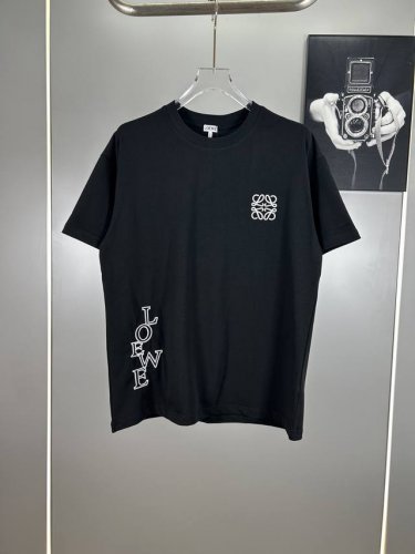 高端原版规格版本 罗意威 Loewe重工刺绣Logo短袖T恤男女时尚同款 2025Ss新款纯棉双纱 定制面料采用威化布织法，超高端针织工艺，版型紧致立体，顺滑，