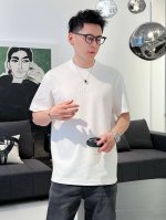 2025春夏新款短袖T恤 颜色 黑色 白色 尺码 S Xxl 微阔版型 面料 260克重云朵棉面料 触感细腻爽滑且挺括有型 p.S 稍微宽松版型设计松弛舒适 标