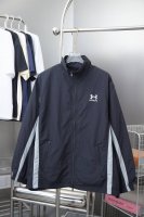 巴黎世家 安德玛 × Blcg × Ua 25Ss 81跨界联名拼接刺绣防水冲锋衣夹克 轻奢主义 男女日常通勤穿搭必备单品 正确版本 随意对比 详细特征 定制消