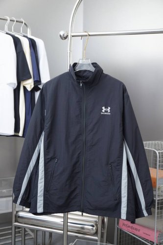 巴黎世家 安德玛 × Blcg × Ua 25Ss 81跨界联名拼接刺绣防水冲锋衣夹克 轻奢主义 男女日常通勤穿搭必备单品 正确版本 随意对比 详细特征 定制消