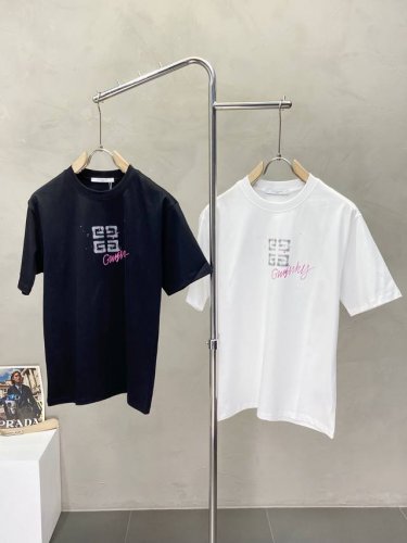 givenchy纪梵希独家专供新款原单男士休闲短袖 高端定制 高端版本 时尚百搭爆款进口面料 手感超柔软细腻 穿着亲肤舒适 高端精品 代工厂P精细做工 上身非常