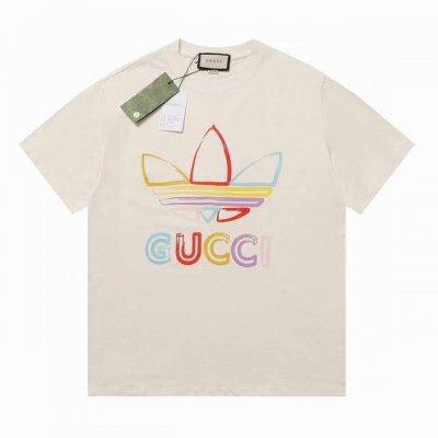 上新款号：G738 Gucci古驰彩绘阿迪联名印花圆领短袖T恤 Gucci短袖 面料：采用32支260G精棉双纱面料，不起球 不缩水 不褪色，同缸定染32支双股