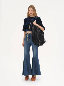 新款 ！最新Chloe 25New 喇叭腿牛仔裤。尺码：Sml。 。