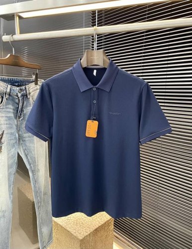 emporioarmin- 阿玛尼 2025年春夏最新款Polo短袖，采用最新锦纶面料，耐水洗不易掉色，手感柔软、成分柔软舒适 经典设计风格 特殊定制 简单的裁