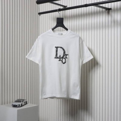 Dior 迪奥 25Ss 贴布老花短袖T恤 面料经过2次高温缩水固色 不变形不缩水不起球 26支280G紧密双纱面料 配320G双纱拉架十字紧密高克重螺纹 螺纹