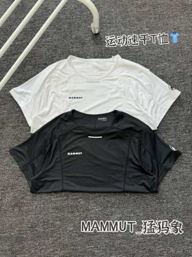 mammut 猛犸象 25Ss 同款男子运动跑步健身训练速干短袖T恤 全身重工四针六线工艺+3D裁剪拼接工艺，胸前非常简约精致的硅胶Logo， %聚酯纤维+10