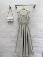Miumi2Ss春夏新款府绸刺绣无袖连衣裙 原版购入开发 高品质定制 现货首发Size S M L
