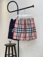 款号X157 Burberry巴宝莉经典拼接格子沙滩裤带内网抽绳短裤 情侣同款 不掉色 舒适透气 专柜同步 全套包装 区别市面一眼假版本 一条小短裤细节丰富 却