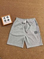 loewe 罗意威 夏季最新款基础刺绣五分休闲短裤 采用重磅华棉面料，触感柔和、垂感强，穿着体验感好 4-5级水洗色牢度不易褪色 面料采用水洗印染工艺 水洗不褪