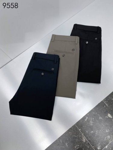爆款9558克色 蓝色 卡其色 补单到货一批 面料：四面弹锦氨面料 码数：29-40