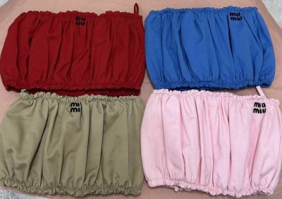 一系列4个色 Miumi* 25Ss春夏新款 府绸抹胸 原版开发 高版出品 樱花粉府绸面料制作饰有品牌标识刺绣弹力松紧饰边单穿凸显身材可搭配任何小外套推荐入手做