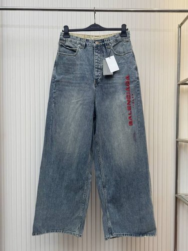 bal 巴黎 25Ss 红字刺绣牛仔长裤 Size：Xs S M L