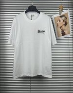 Miu Miu 缪缪 25Ss 前后字母硅胶贴片 网红明星同款，面料采用280克纯棉面料 手感超级舒服 时尚又个性 超级百搭好看的一款T恤 Size:Xs-L