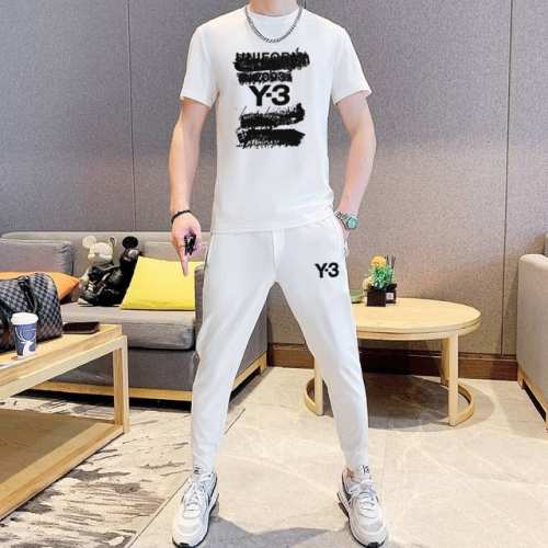 直 Y-3 胖子福音 2025官网同款.世界知名奢侈品牌.夏季男士 双丝光 高品质货套装 采用进口原单面料 ，当季时尚潮流款，百搭爆款。简洁大方，精密的车工，让