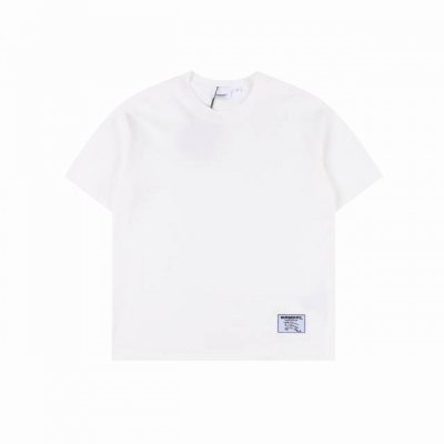 burberry 巴宝莉 25Ss 下摆标签短袖T恤 面料采用定制240G 26支特滑双股精棉平纹高密无尘全棉布料 前幅高密度加厚 走线平整 代工品质 全套定制