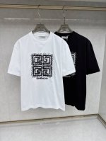 p210 纪梵希 2025春夏系列基础圆领套头短袖T恤，男女同情侣款休闲宽松棉质圆领短袖T恤衫！贸易公司渠道稀出，同步官网发售 ！ 2025春夏最新系列，经典时
