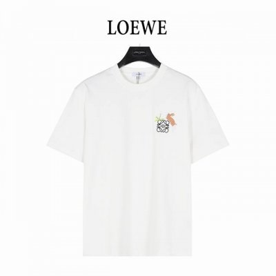 loewe 罗意威 25Ss 联名Suna Fujita 兔子徽标刺绣短袖T恤 轻盈棉质 T 恤 正面饰有小兔图案 搭配 Anagram 刺绣 t 恤为 Loe