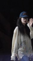 25Ssr13白鹿同款男女同款油漆涂鸦男友风开衫Smlp ：米白
