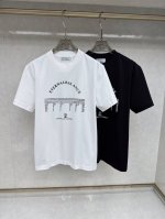 bc 2025早春新款男女同款短袖T恤，！定制专属纯棉面料，定制原版工艺螺纹，胸前重工字母Logo工艺设计！简约大方，从容百搭，档次极高，完美融入时尚还有风情感