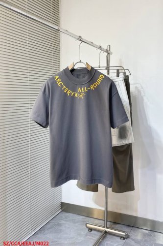 m022 Sz始祖鸟 2025Ss春夏新款半袖 爆款定制纯棉面料 重工洗水，面料舒适质感 尺码：M-3Xl