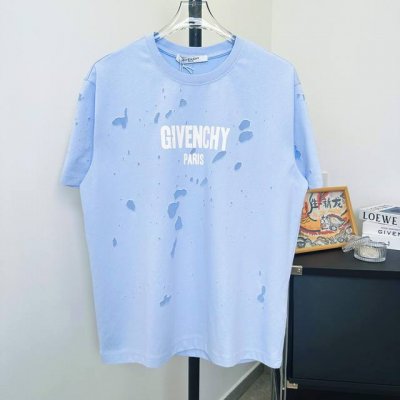 款号：D155 顶级版本 纪梵希Givenchy Gvc破洞大字母圆领短袖，康利数码直喷印花，300克纯棉复合面料，同缸同色织染螺纹 颜色一致，专柜同步上新 配