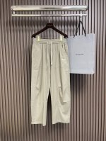 gucci 2025Ss春夏新款亚麻天丝羊毛混纺抽绳休闲裤，男士时尚牛油果绿经典刺绣标识时尚休闲！新款牛油果绿，以其独特的面料、清新的色彩、精湛的工艺以及实用的
