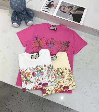 新品定制S, M, L Gucc**手绘丛草郁金香字母Logo圆领短袖T恤 白色杏色玫粉色