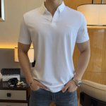 Boss- 2025Ss蛇年春夏新款polo领短袖系列。精选优质丝光棉面料，时尚大牌元素Logo设计，上身版型超赞，面料细腻舒适透气，随意搭配都超级好看时尚型男