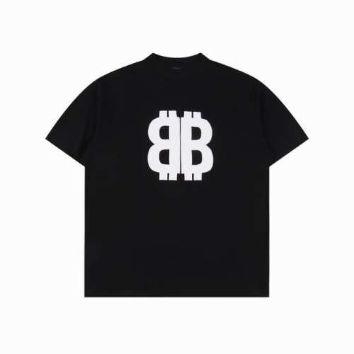 balenciaga 巴黎世家 发泡字母Bb印花短袖 面料采用定织定染全棉平纹布 手感柔软舒适顺滑。工艺采用康丽直喷印花 效果立体 成衣洗水做旧处理。版型宽松百