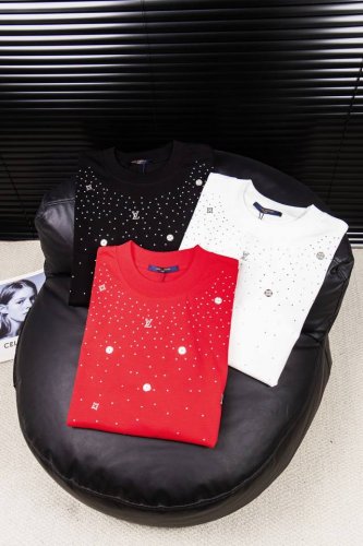 款号 L78 louis Vuitton 路易威登 2025Ss五金烫钻短袖T恤 - Louis Vuitton法国路威酩轩集团-Lvmh旗下品牌 著名奢侈品箱