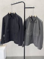 P580。Lp-Loro Piana诺悠翩雅独家专供最新时尚夹克 经典设计感与颜值爆棚的外套，品质更是无法挑剔品控可以直接入手，不容过错的高端臻品！通过细节图片