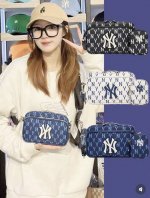 原单高版本 Mlb专柜同款二合一满版老花复古相机包，子母包 斜挎包Ny刺绣系列绝对经典 刺绣饱满精致 客供面料辅料一应俱全 真正的好货 双层设计 内置分层 另外