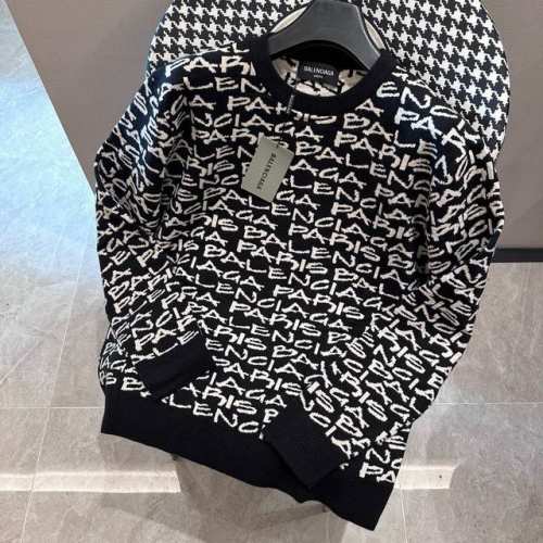Balenciaga巴黎世家 巴黎满印提花圆领毛衣 原13,500购入 定染纱线80%山羊绒20%羊毛混纺三纱加捻成股 提花部分纱线多种颜色纺织而成 采用进口德