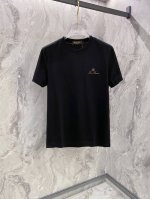 Loro piana** 2025春夏新品男士短袖休闲短袖T恤 外贸公司订单 经典的专有织物之一 定制原版丝光朱棣面料 质地保暖 触感又柔软细腻 但型态又笔挺有