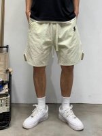 拉夫劳伦 polo 重磅菠萝纹运动速干面料！夏季透气宽松男士运动休闲短裤五分裤 墙裂推荐这短裤太好看了质感出色我自留款的短裤谁穿谁帅气菠萝肌理的速干面料亲肤舒适