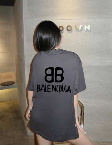 balenciaga 巴黎世家Bb涂鸦圆领短袖半袖T恤 面料采用260克纯棉双纱食毛面料 双线二本针压线 久洗不变形 原版定制三标 高端进口印花 随意水洗 情侣