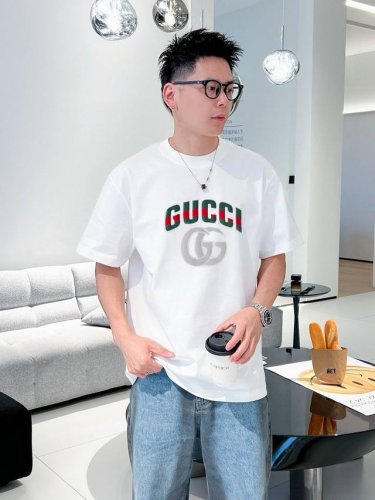 Gucci 古奇 2025年春夏新品上新 三标齐全 纯棉圆领短袖T恤 好货不用过多介绍 看细节 专柜码数 M-Xxxl 175 140建议L