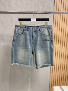 罗意威高端定制 2025Ss春夏新款原单爆款牛仔短裤 超级定制款 原版五金 超级重工工艺 版型超赞 细节做工无可挑剔 款式不挑人 夏季必备尺码:29-38 无3