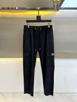 dg、2025Ss早春新款新款男士休闲裤、商务休闲款！贴身舒适柔软。全定制的进口梭织纤维面料打造而成，莱赛尔58%涤纶42%，手感柔顺，亲肤防水，不会闷热，质感