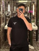 prada普拉达春夏商务短袖Polo衫翻领衫。 高端贵族成功人士必备单品，，采用意大利吸汗透气珠地棉面料，精致原单Logo设计，完美剪裁，上身高档时尚有型超赞，