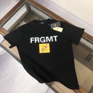 款号：G2113 Fendi 芬迪 2025夏季新款圆领短袖T恤！ - 260G双纱纯棉顶级面料 手感柔软 百分百纯棉独家出货 定染硫化黑无尘处理面料 -面料：